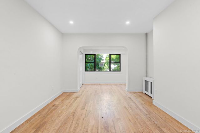 9016 102nd Street, Richmond Hill, NY 11418