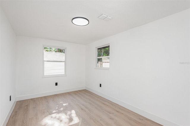 112 NEW HAMPSHIRE STREET, Edgewater, FL 32132