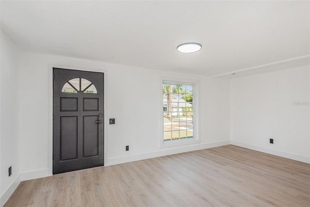 112 NEW HAMPSHIRE STREET, Edgewater, FL 32132