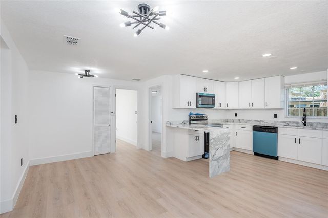 112 NEW HAMPSHIRE STREET, Edgewater, FL 32132