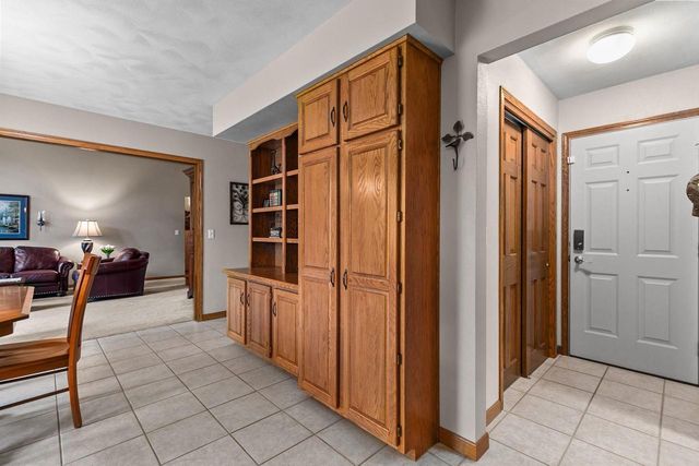 3113 PARK LAWN COURT, Appleton, WI 54911