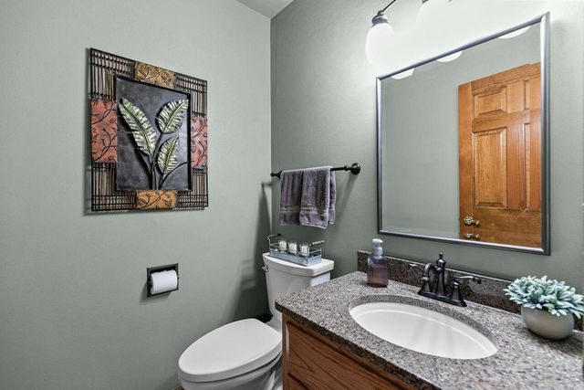 3113 PARK LAWN COURT, Appleton, WI 54911