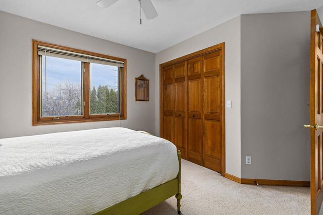 3113 PARK LAWN COURT, Appleton, WI 54911