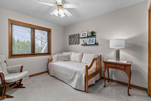 3113 PARK LAWN COURT, Appleton, WI 54911