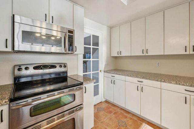 830 Balboa, Foster City, CA 94404