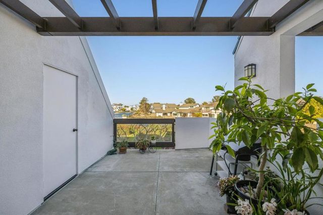 830 Balboa, Foster City, CA 94404