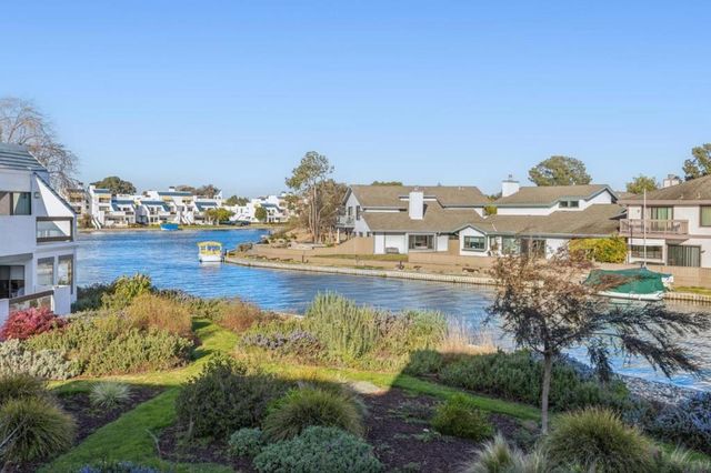 830 Balboa, Foster City, CA 94404