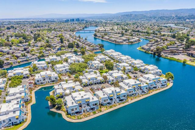 830 Balboa, Foster City, CA 94404