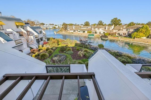 830 Balboa, Foster City, CA 94404