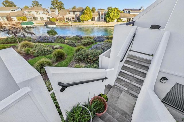 830 Balboa, Foster City, CA 94404