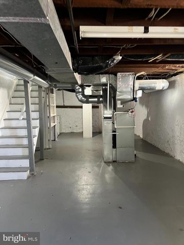 327 WHITTAKER ST, Riverside, NJ 08075