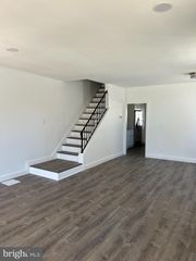 327 WHITTAKER ST, Riverside, NJ 08075