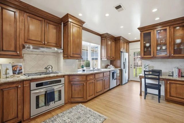 1621 Acacia, Torrance, CA 90501