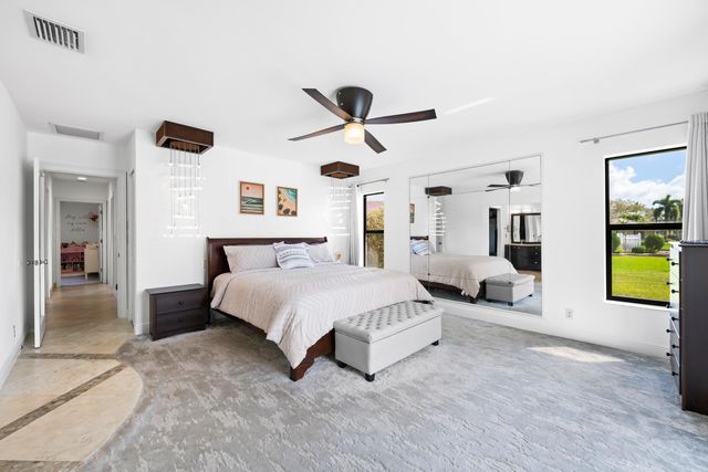 606 NW 112th Way, Coral Springs, FL 33071