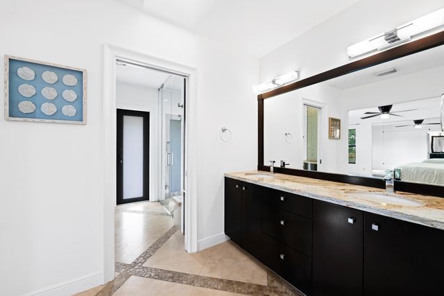 606 NW 112th Way, Coral Springs, FL 33071