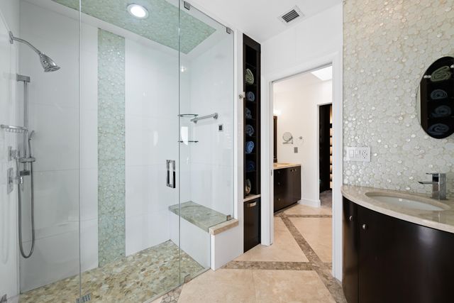 606 NW 112th Way, Coral Springs, FL 33071