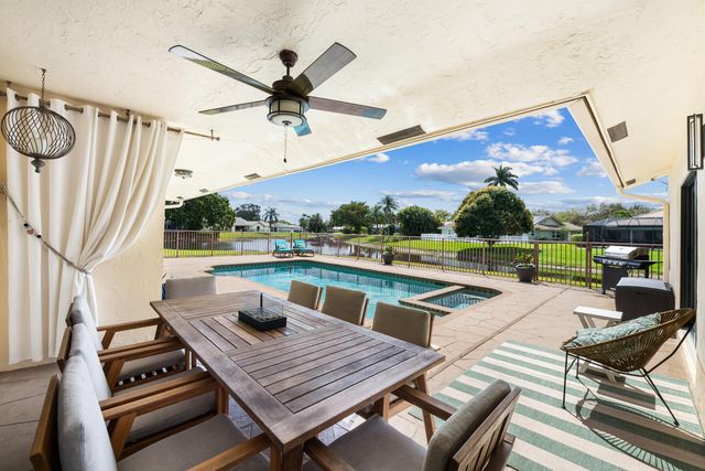 606 NW 112th Way, Coral Springs, FL 33071