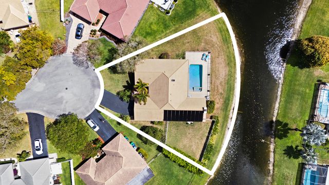 606 NW 112th Way, Coral Springs, FL 33071