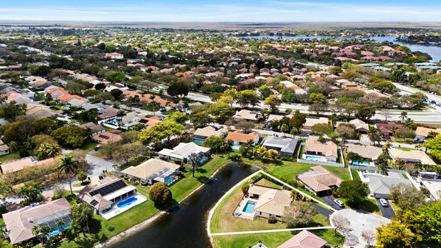 606 NW 112th Way, Coral Springs, FL 33071