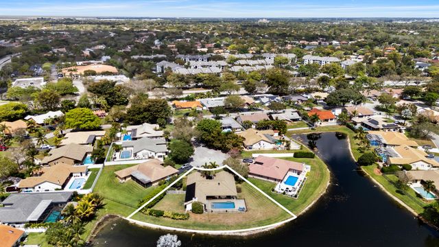 606 NW 112th Way, Coral Springs, FL 33071