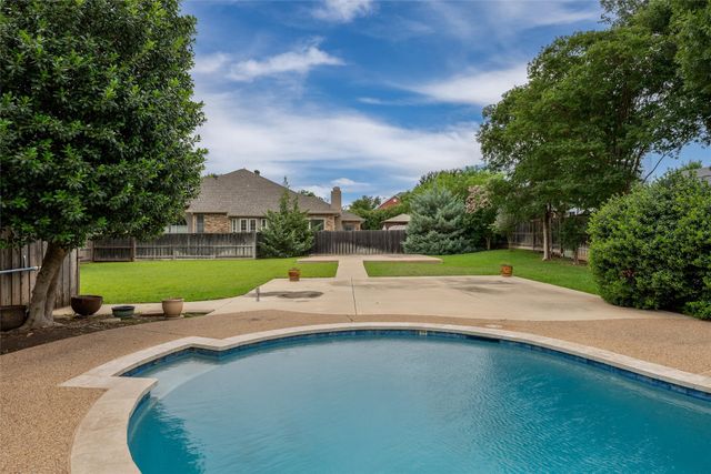 5109 Spanish River Trail, Fort Worth, TX 76137