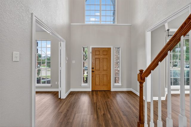 5109 Spanish River Trail, Fort Worth, TX 76137