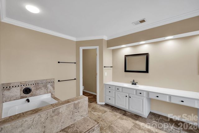 3538 Manor House Drive 53, Charlotte, NC 28270