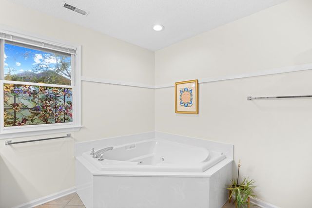 1041 Bear Lake Dr., Longs, SC 29568