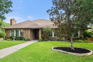 5423 Dana Point Drive, Arlington, TX 76017