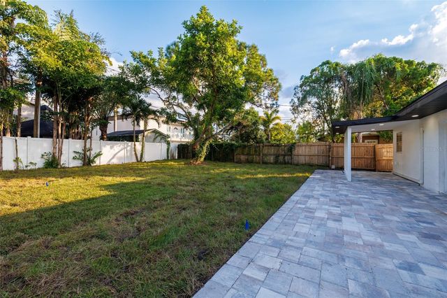 3947 OVERLOOK DRIVE NE, St Petersburg, FL 33703