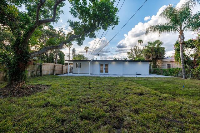 3947 OVERLOOK DRIVE NE, St Petersburg, FL 33703