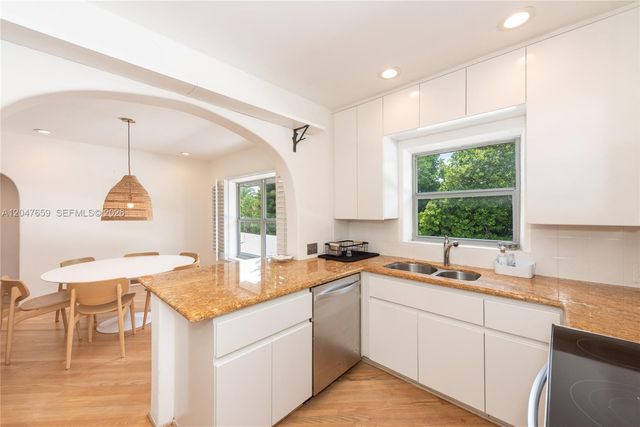 9940 Collins Avenue 10, Bal Harbour, FL 33154