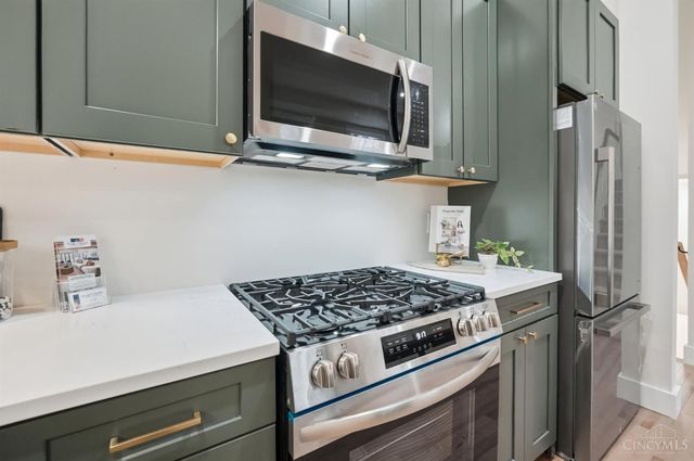 989 Parkside Place, Cincinnati, OH 45202