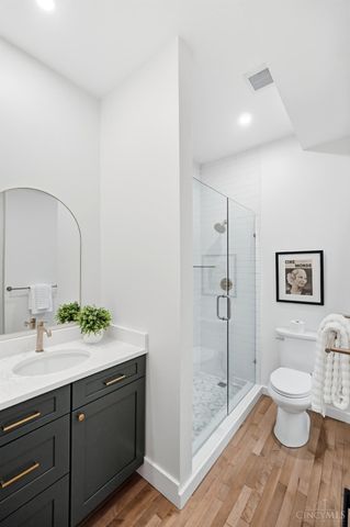 989 Parkside Place, Cincinnati, OH 45202