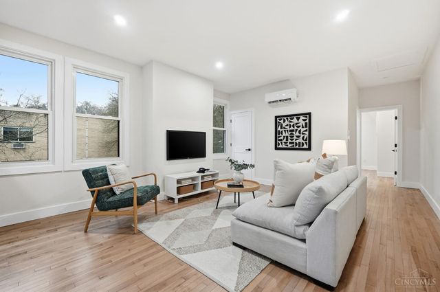 989 Parkside Place, Cincinnati, OH 45202