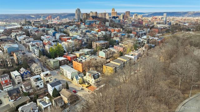 989 Parkside Place, Cincinnati, OH 45202