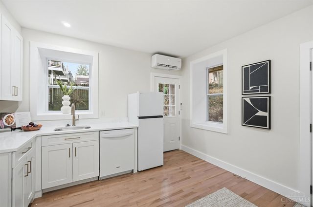 989 Parkside Place, Cincinnati, OH 45202