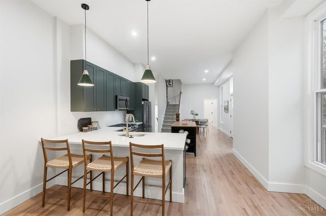 989 Parkside Place, Cincinnati, OH 45202