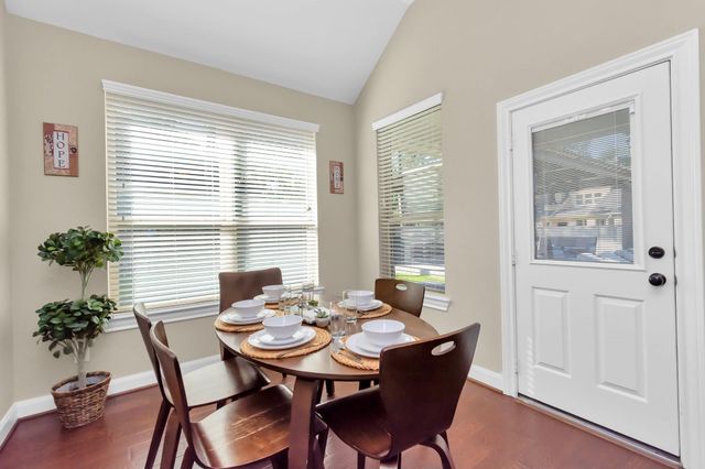 63 S Victoriana Circle, Spring, TX 77389