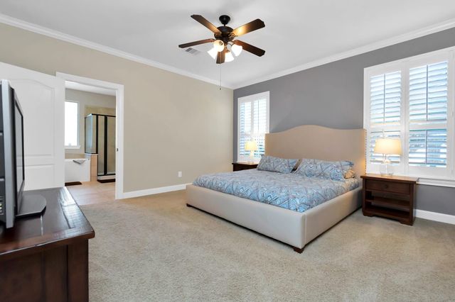 63 S Victoriana Circle, Spring, TX 77389