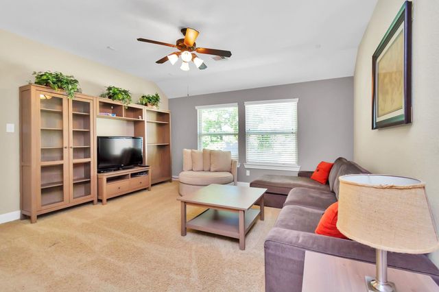 63 S Victoriana Circle, Spring, TX 77389