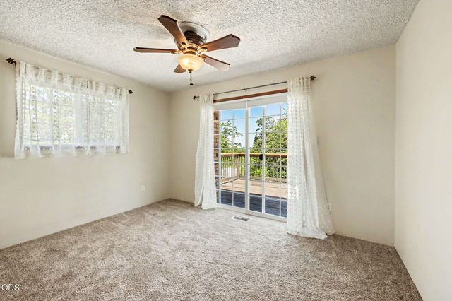 7355 Wagner Creek Road, Talent, OR 97540
