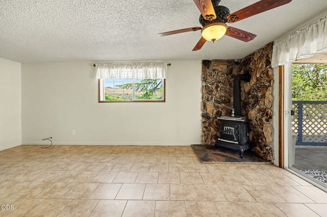 7355 Wagner Creek Road, Talent, OR 97540