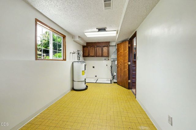 7355 Wagner Creek Road, Talent, OR 97540