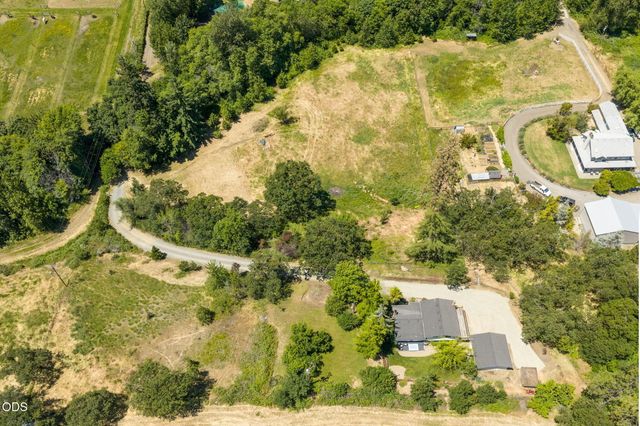 7355 Wagner Creek Road, Talent, OR 97540