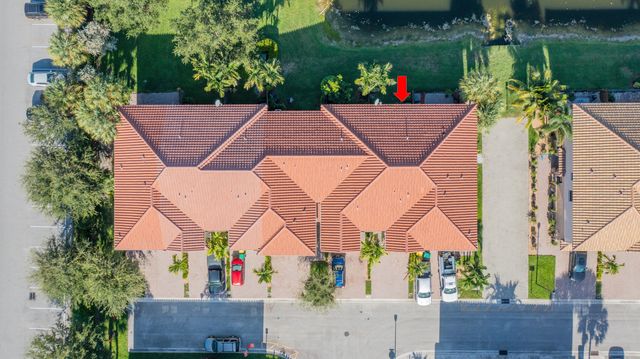 5636 NW 58th Lane, Tamarac, FL 33319