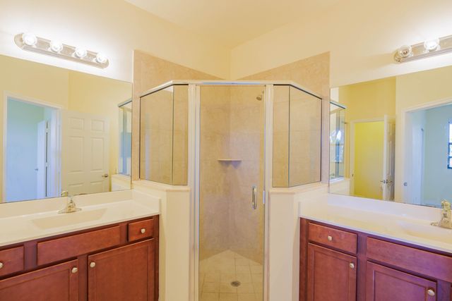 5636 NW 58th Lane, Tamarac, FL 33319