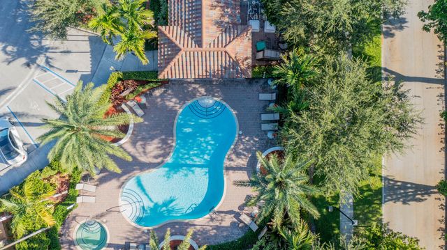 5636 NW 58th Lane, Tamarac, FL 33319