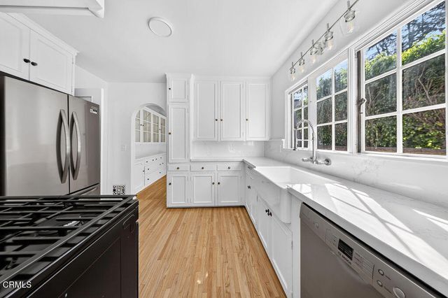 1843 Windsor Road, San Marino, CA 91108