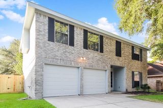 2717 Shauntel Street, Pearland, TX 77581
